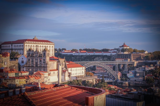 Fado Dinner Show and Night Lights Tour in Porto - The Fado dinner lasts about two and a half hours
