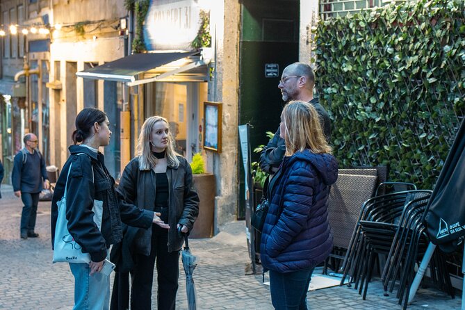 Fado Half Day Guided Tour with Dinner and Live Show in Lisbon - Walking through Alfama before dinner