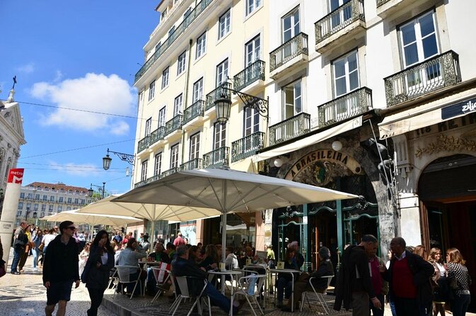 Fado in Chiado - Live Show in Lisbon on Stage for over 15 Years - A compact introduction to Lisbon’s fado tradition
