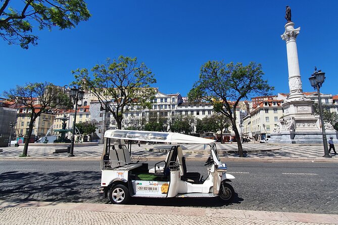 Fado TukTuk Tour 120 mins (Max 4 people) - Ending at Praça do Comércio
