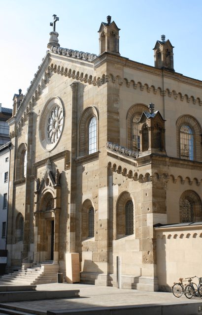Festive Concert in the All-Saints Court Church - Tickets, arrival, and assigned seats