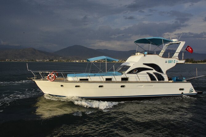 Fethiye Private Boat (Discover the Blues by Bay C Boat) - Homemade Turkish Lunch on Board