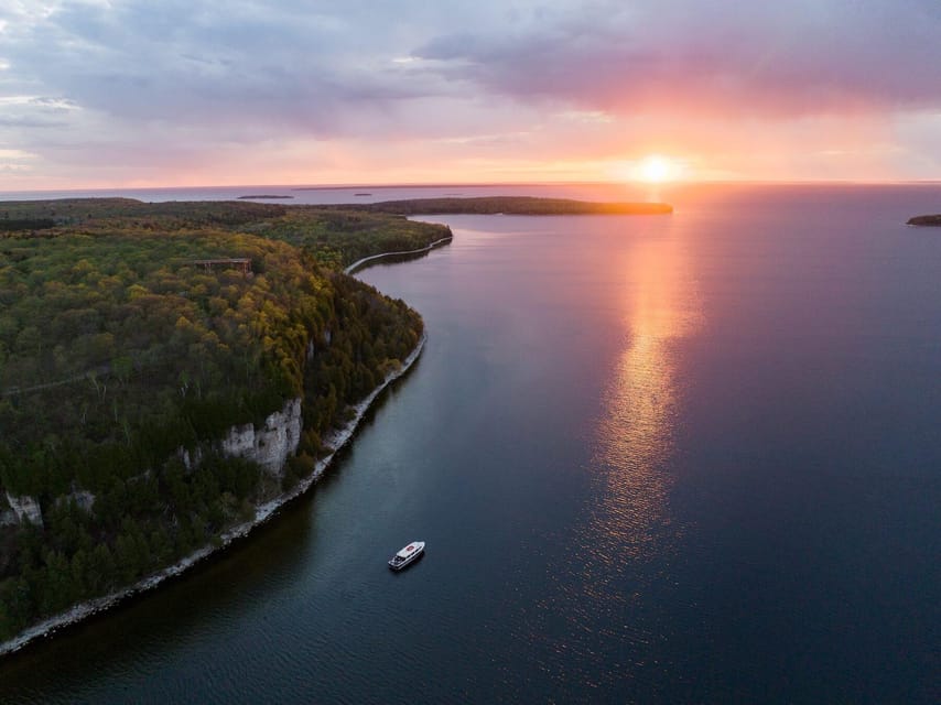 Fish Creek, WI: Sunset Live Music Cruise - A floating concert with a local guide
