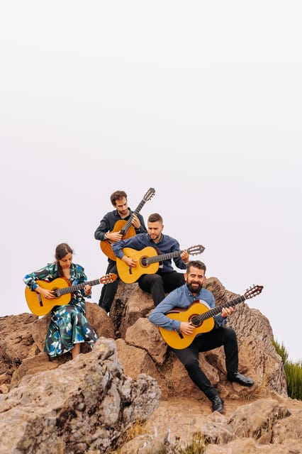 Funchal: Funchal Guitar Quartet in Concert - What the Funchal Guitar Quartet plays