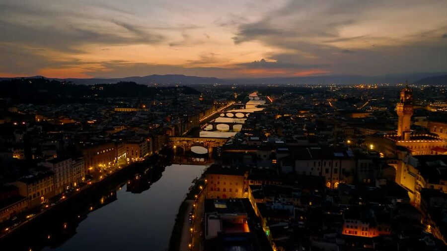 Heart of Florence: Dinner and Three Tenors Concert Ticket - Choosing between VIP, Central, and Back seats