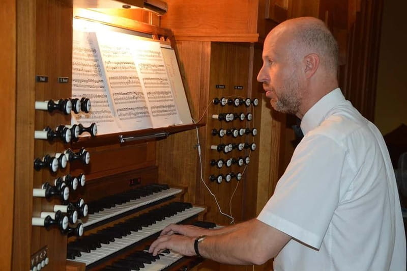Hévíz: Majestic Sounds Organ Concert at the Blue Church - A 70-minute programme with a useful pace