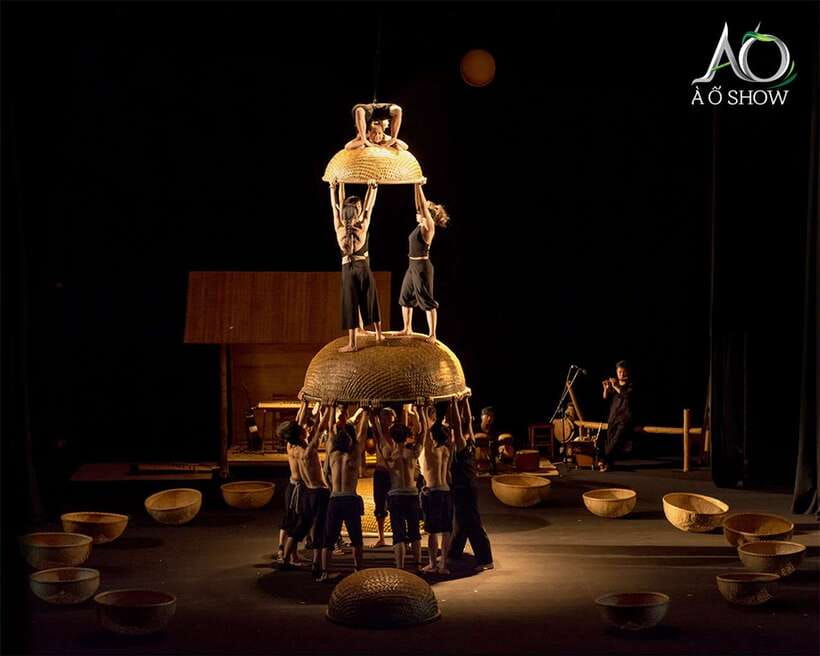 Ho Chi Minh: A O Show Bamboo Circus at Saigon Opera House - What you cannot bring inside