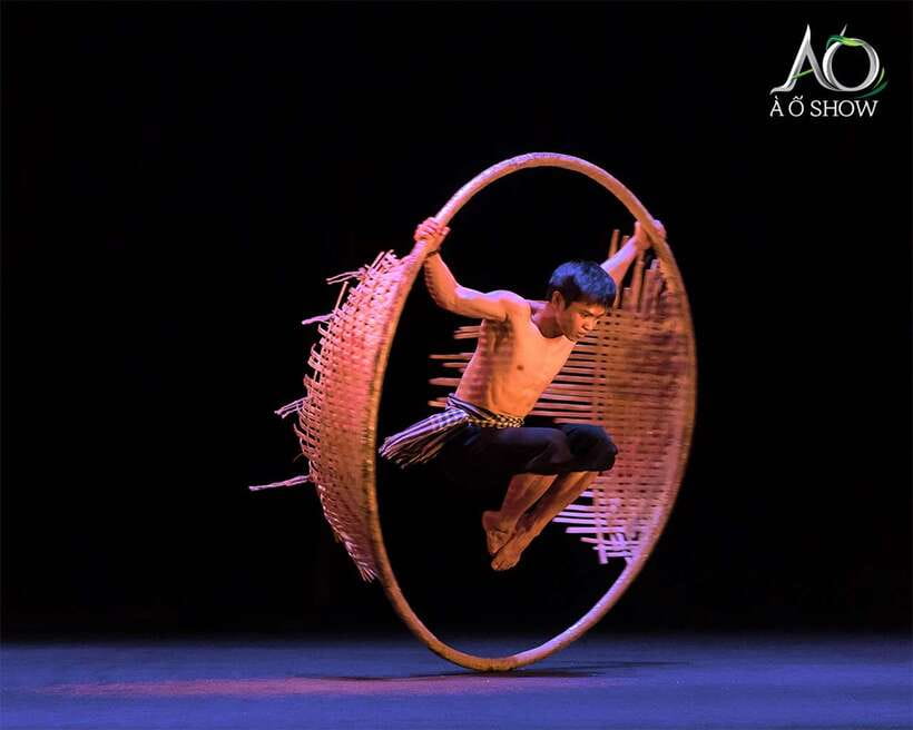 Ho Chi Minh: A O Show Bamboo Circus at Saigon Opera House - Seventeen instruments and a live Vietnamese sound