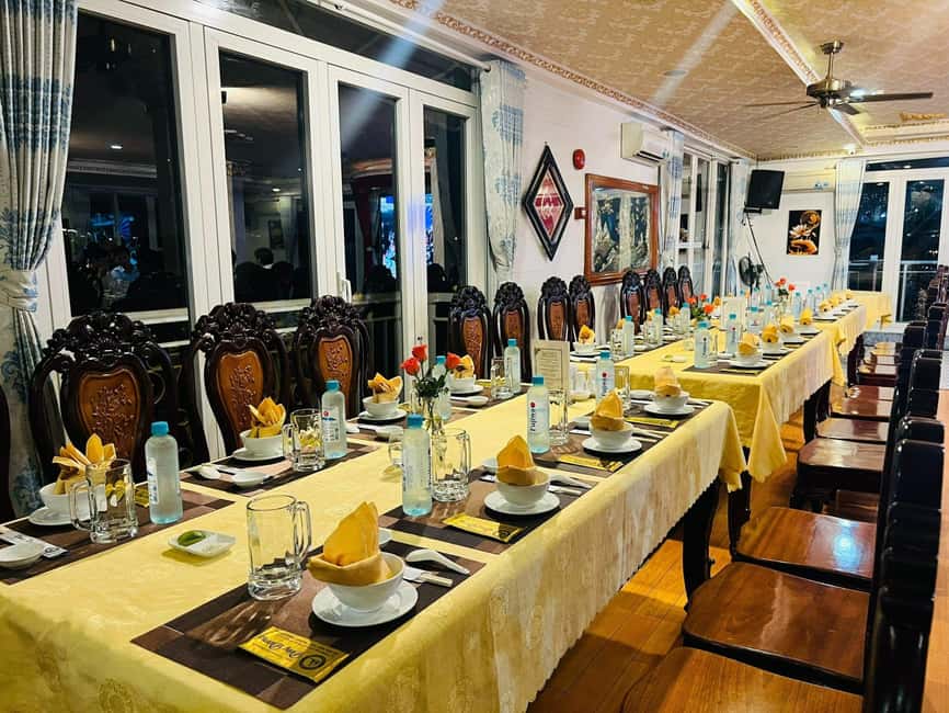 Ho Chi Minh: Saigon River Dinner Cruise with Live Music - Timing, duration, and small planning details
