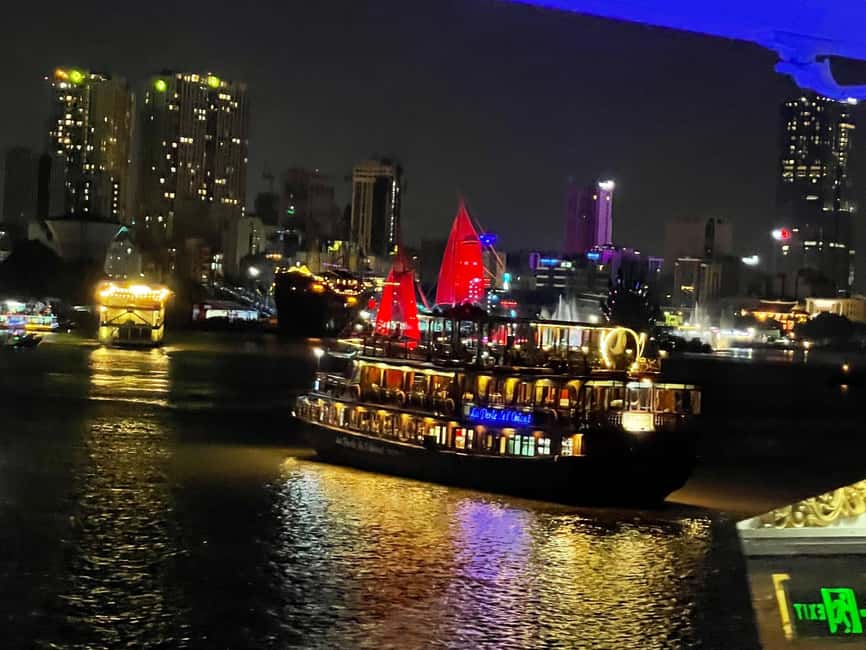 Ho Chi Minh: Saigon River Dinner Cruise with Live Music - Who should book this river evening