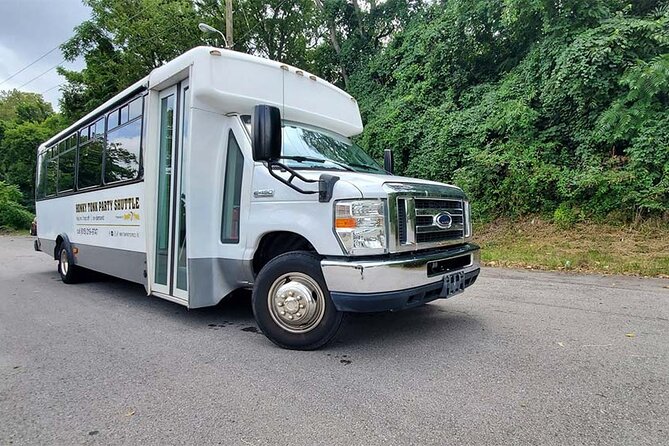 Honky Tonk Party Shuttle Airport - Why a private vehicle can be worth the price