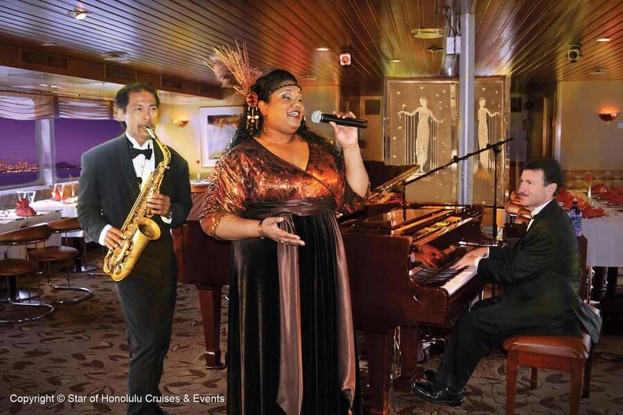 Honolulu: Nova Five Star Sunset Dinner Cruise with Live Jazz - Key points at a glance
