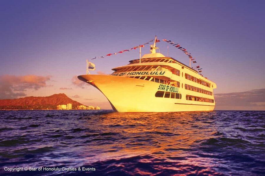 Honolulu: Nova Five Star Sunset Dinner Cruise with Live Jazz - Boarding at Aloha Tower before sunset