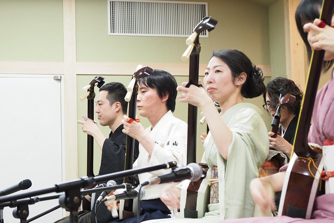 Japanaese tradtional Tsugaru Shamisen music lesson in Tokyo - What the private format means for your group