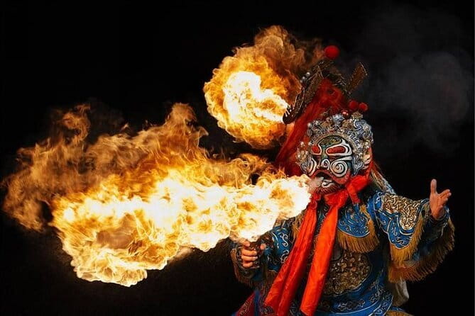 Jinjiang Theater: Eight-Face Changing-Legendary Sichuan Opera - Drum kicking and puppet theater change the rhythm