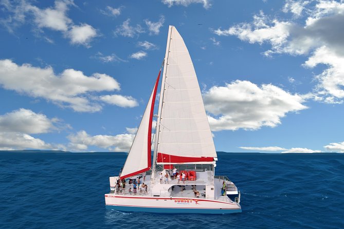 Key West Signature Sunset Sail with Live Music, Open Bar & Food - Two hours around Key West at sunset