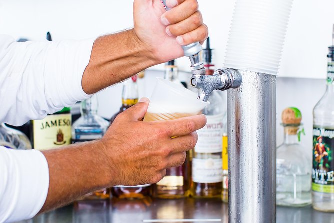 Key West Signature Sunset Sail with Live Music, Open Bar & Food - Appetizers, not dinner
