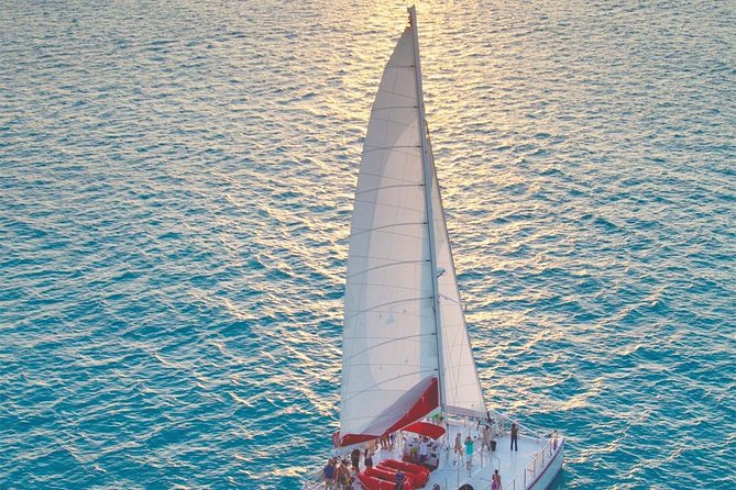 Key West Signature Sunset Sail with Live Music, Open Bar & Food - Accessibility and comfort details