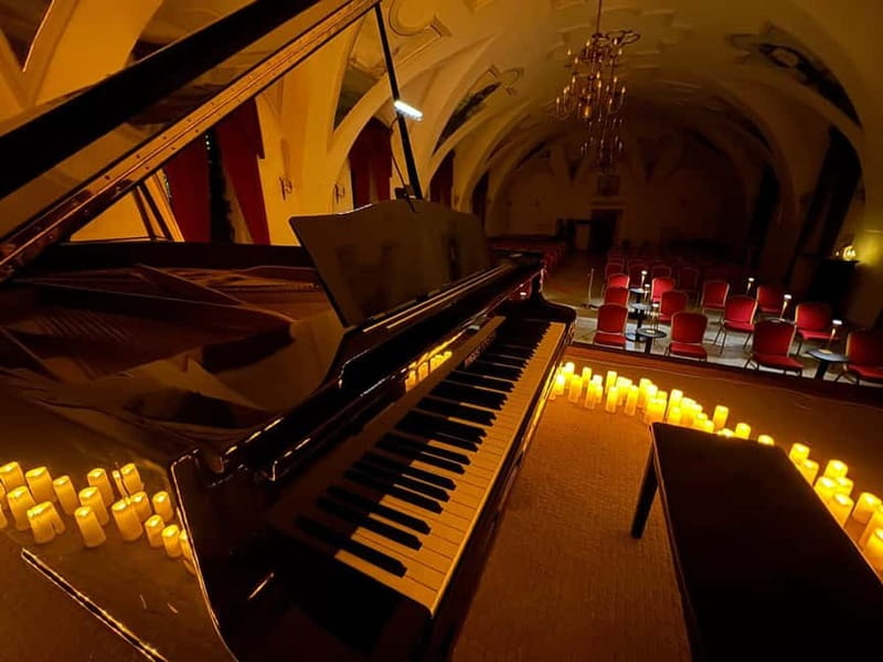 Krakow: Piano Trio Chopin & Friends Concert VIP with Wine - Inside the candlelit baroque hall