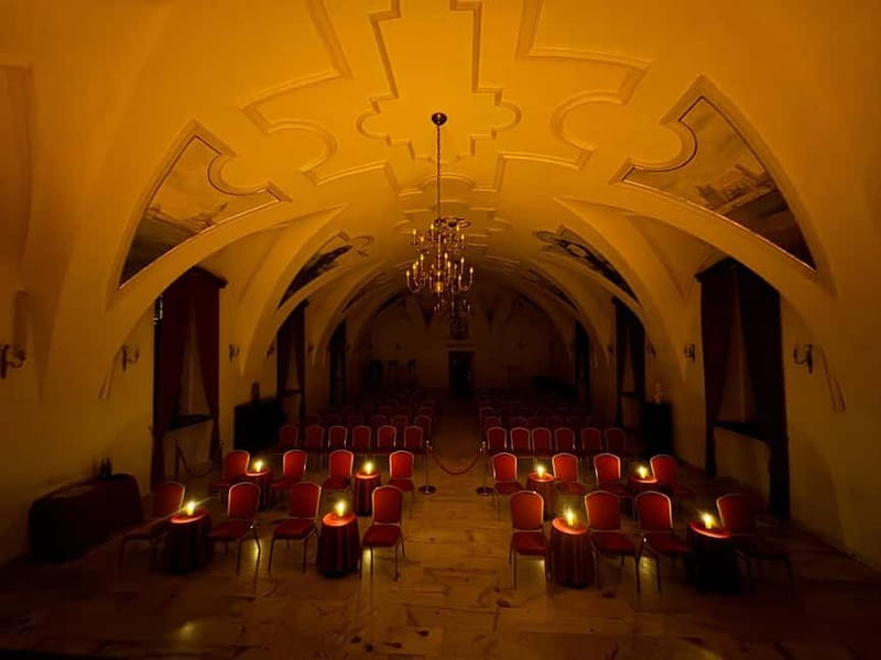 Krakow: Piano Trio Chopin & Friends Concert VIP with Wine - Who should book this experience