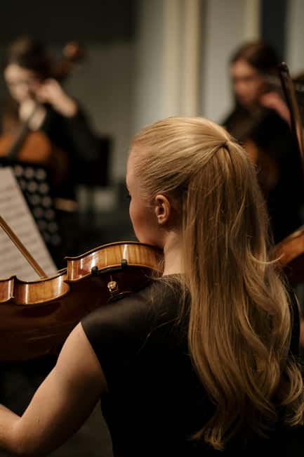 Krakow: Piano Trio Chopin & Friends Concert VIP with Wine - Practical details that affect your choice