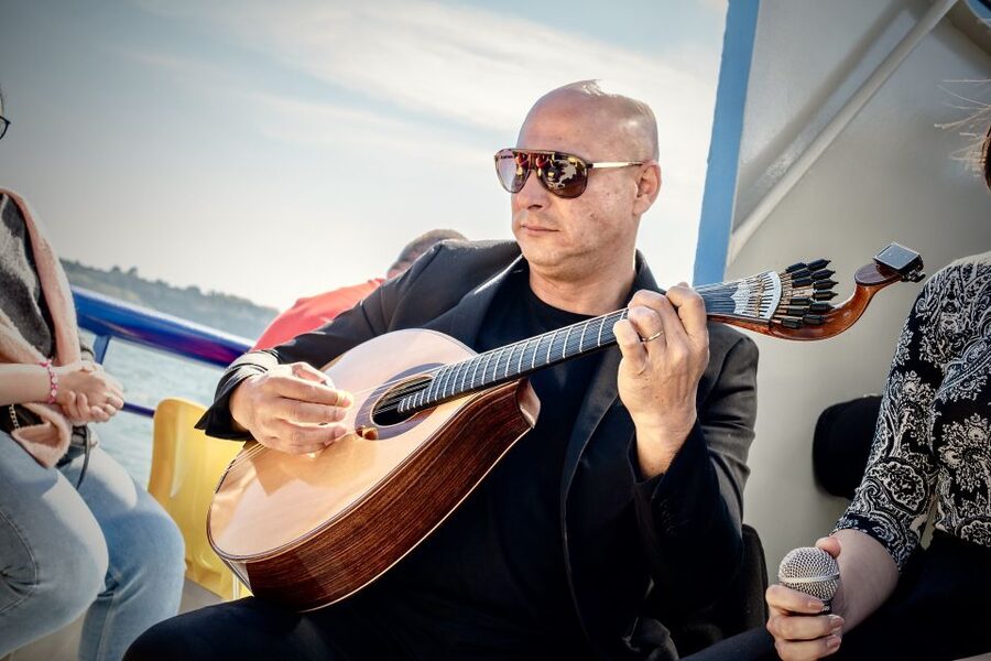 Lisbon: Boat Cruise with Live Fado Performance and a Drink - Key points to know before booking