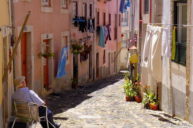 Lisbon by Night Tour: Fado Show and Dinner with Pick-up - Dinner, drinks, and the question of value