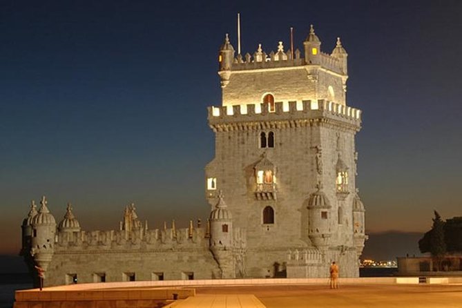 Lisbon By Night with Dinner and Fado Show Included - What this Lisbon night tour is really like