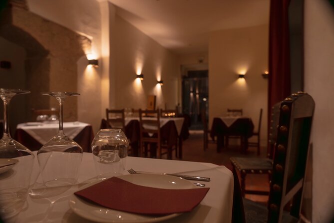Lisbon: Dinner with Rising Stars of Fado at Canto do Poeta - Why a Fado dinner works so well in Lisbon