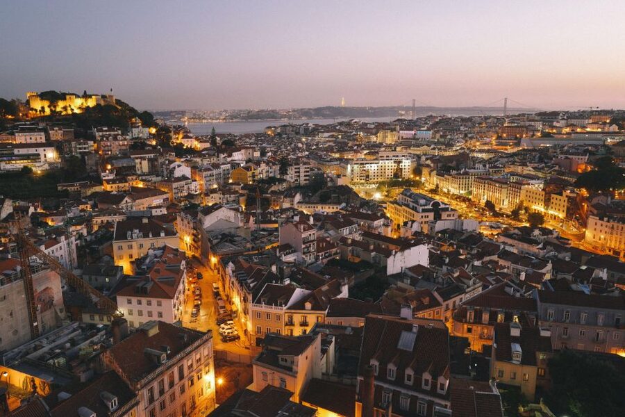 Lisbon: Fado Night Tour - Starting at Marquês de Pombal Square