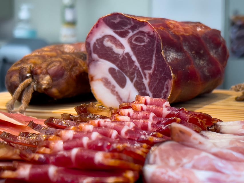 Lisbon : Food & Fado Tour - Why food is the right way into Lisbon’s Fado