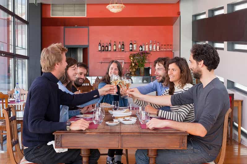 Lisbon : Food & Fado Tour - What the $104 price covers