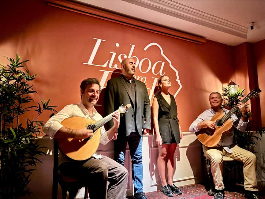 Lisbon: Live Fado Show with Port Wine at Lisboa em Fado - The storytelling makes the music easier to follow