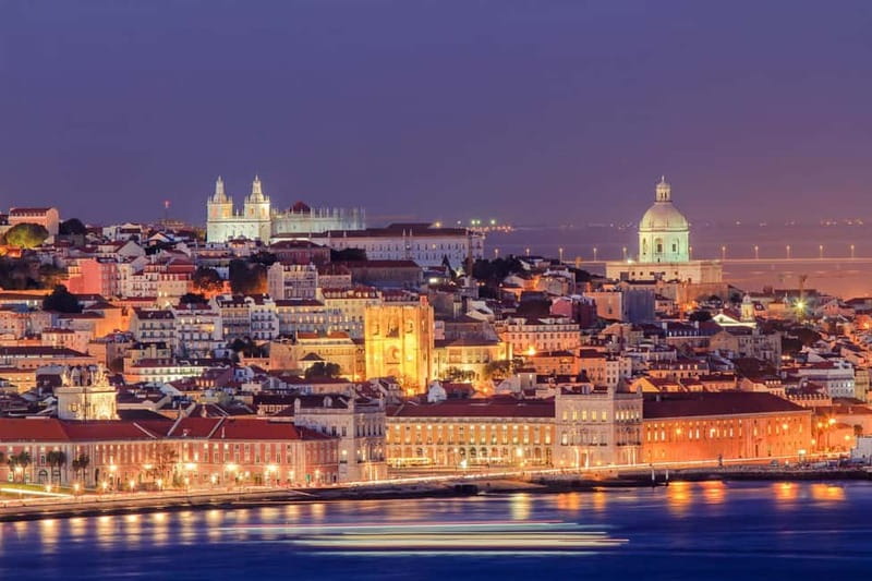 Lisbon: Private Night Tour with Fado Dinner Show - Lisbon by night, from Belém to Alfama