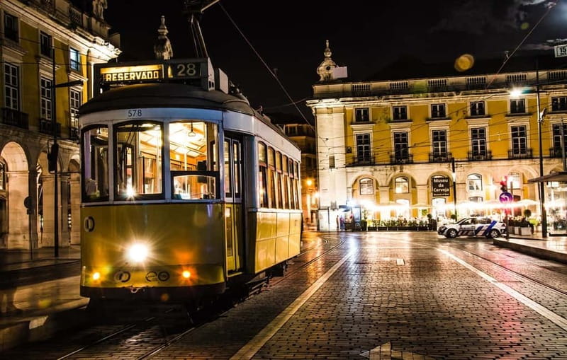 Lisbon: Private Night Tour with Fado Dinner Show - Lisbon’s central streets under illumination