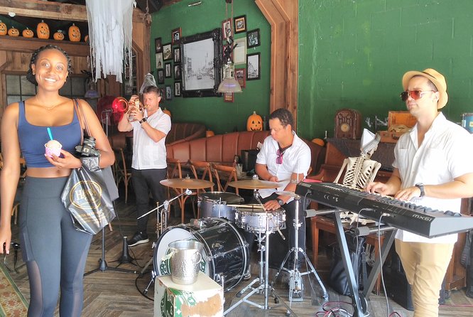 Little Havana Tour Private Cuban Podcaster Art, Museums, Music - Ball & Chain and the sound of Cuban Miami