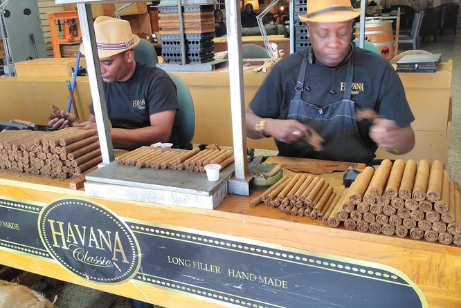 Little Havana Tour Private Cuban Podcaster Art, Museums, Music - Cubaocho, art, and a final taste of local culture