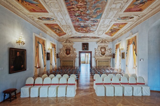 Lobkowicz Palace Concert in Prague Ticket - Getting to the palace without losing your patience