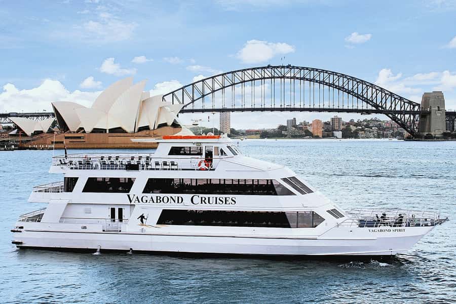 Lunch Cruise with Live Jazz on Sydney Harbour - A lunch that uses the harbour as its dining room