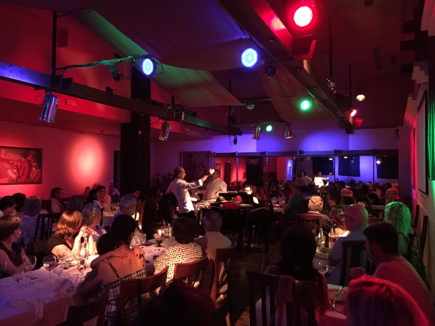 Madrid: Opera and Zarzuela Show and Dinner - Choosing the main course: steak or hake