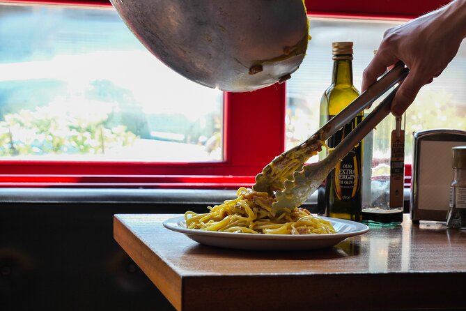 Make Pasta Carbonara from Scratch in a Jazz Club in Venice - What happens during the two and a half hours