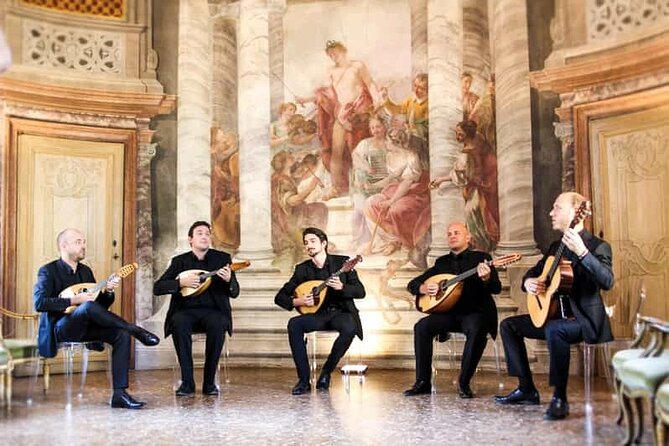 MandolinVenice Concert in Venice - Entering the Anglican Church of St. George at Campo San Vio