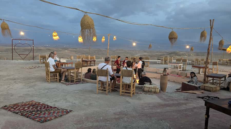 Marrakech: Agafay Desert Dinner, Live Music & Fire Show - Leaving Marrakech for the Agafay Desert