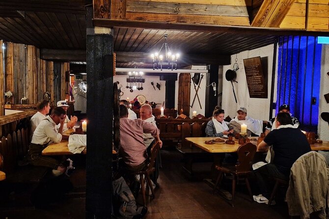Medieval Knight’s Dinner Show with Live Music in Munich - The medieval feast and what the price covers