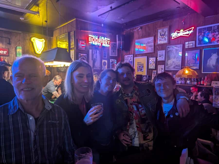 Melbourne Music Venue Pub Crawl with History + 2 Free Drinks - Why this crawl works for music fans