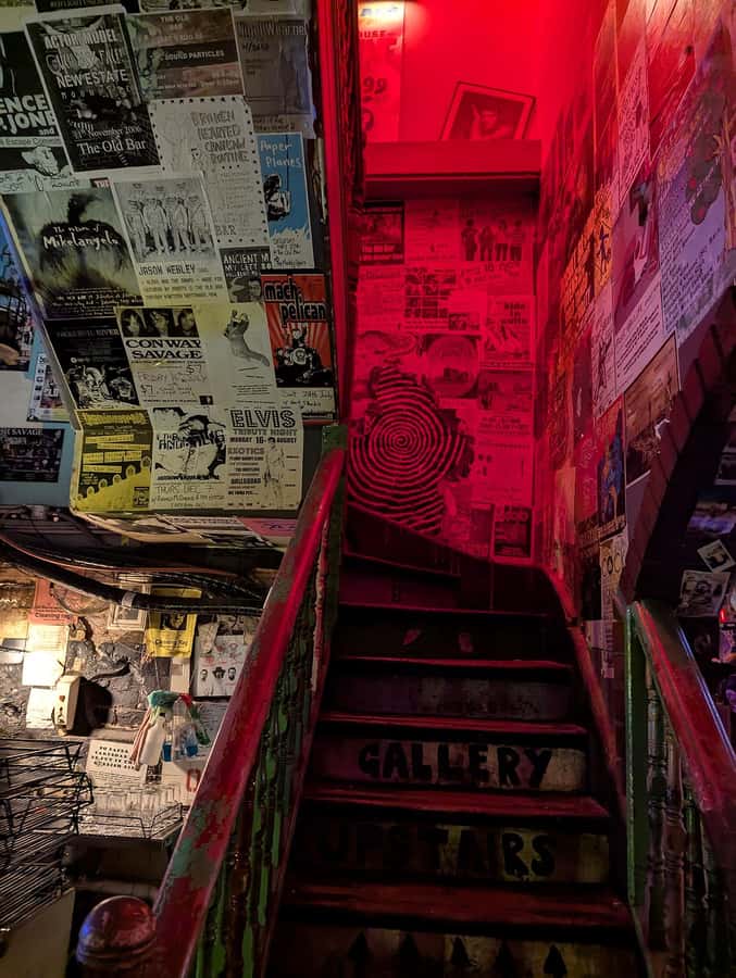 Melbourne Music Venue Pub Crawl with History + 2 Free Drinks - What Ishta adds to the evening