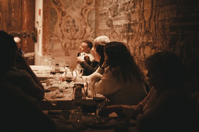 Mesa de Frades Dinner in Lisbon Fado Show Portuguese Live Music - Should you book Mesa de Frades?