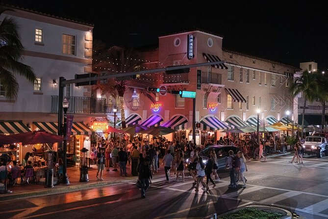 Miami Havana Nights Tour with Live Music and Free Mojito - Meeting at Bayside Marketplace at 8:15 p.m.