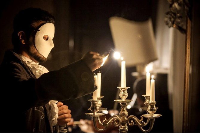 Musica a Palazzo 'Traveling Opera' Performance in Venice - Who will enjoy this Venetian evening?