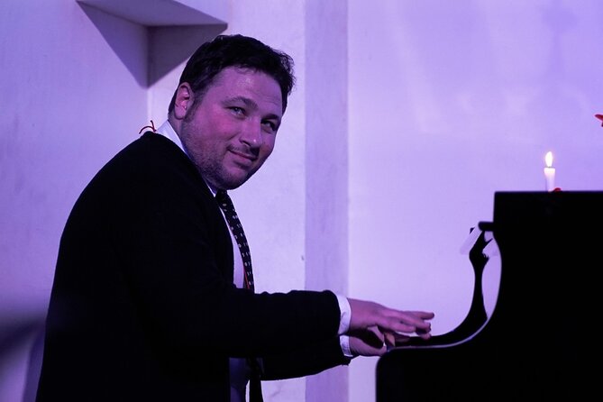 Napulitanata: Traditional Neapolitan Music Concert Ticket - The welcome drink adds practical value